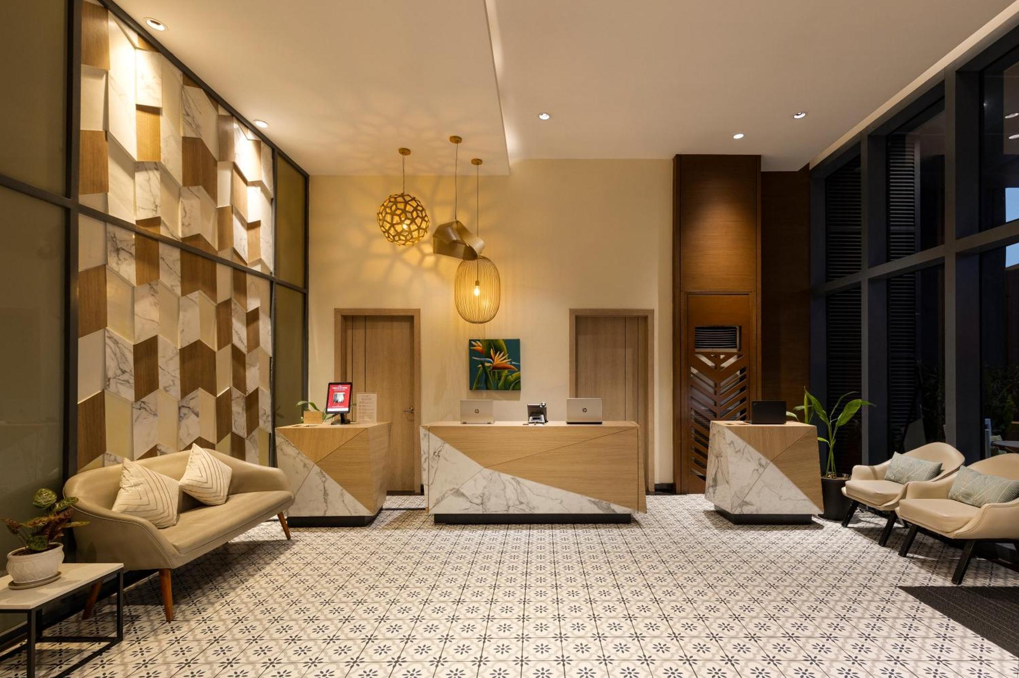 קואזון סיטי Summit Hotel Greenhills מראה חיצוני תמונה
