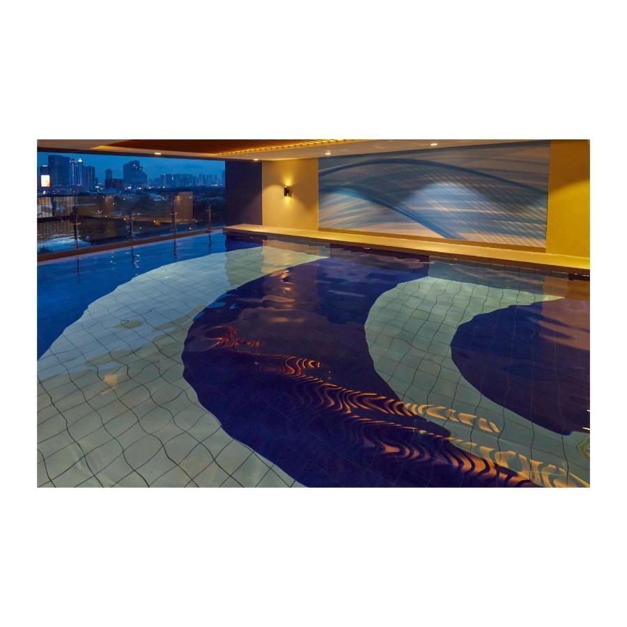 קואזון סיטי Summit Hotel Greenhills מראה חיצוני תמונה
