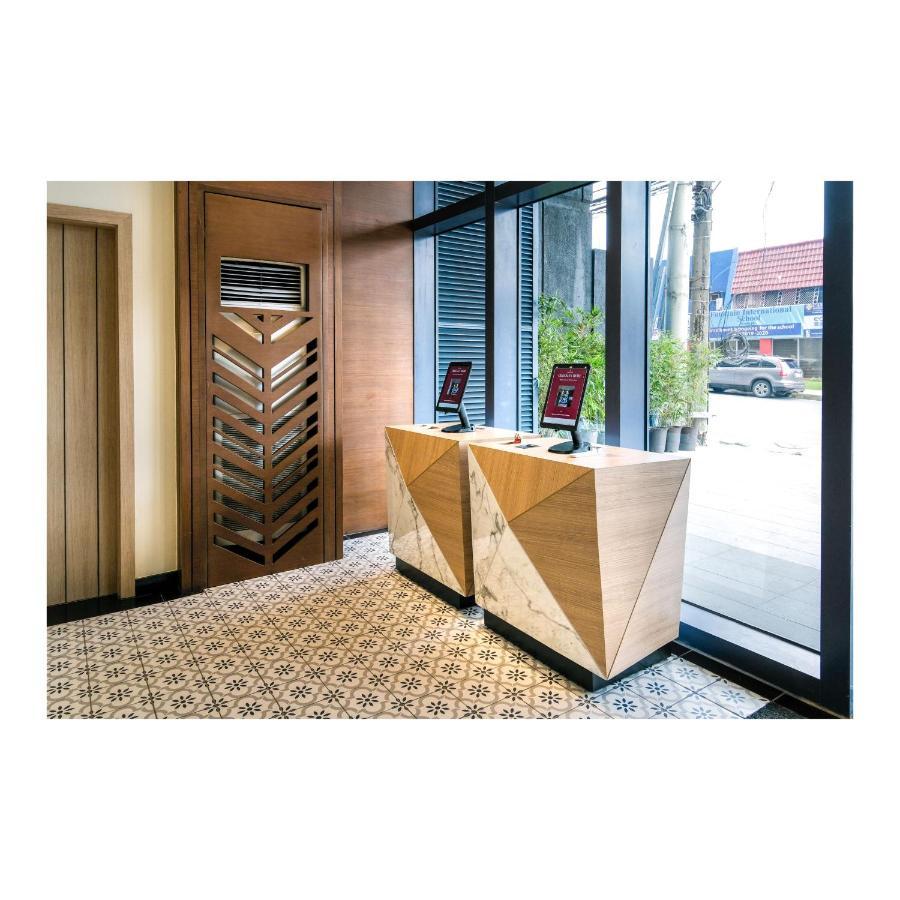 קואזון סיטי Summit Hotel Greenhills מראה חיצוני תמונה