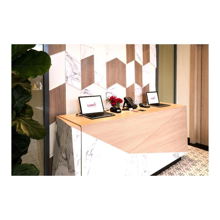 קואזון סיטי Summit Hotel Greenhills מראה חיצוני תמונה